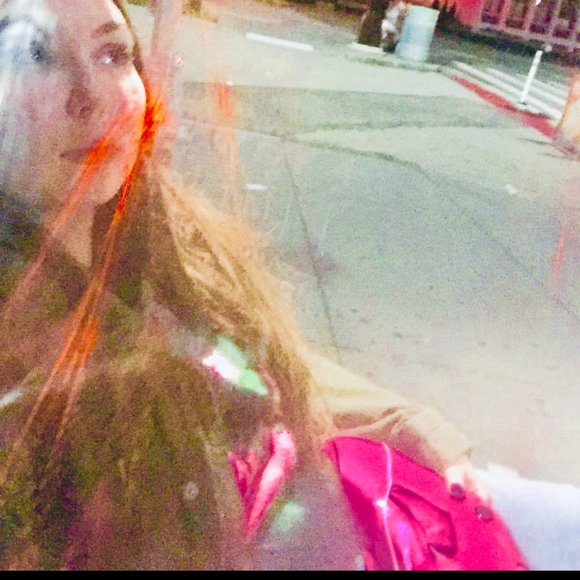 NYC Consignment Treasures Fashion Boutique - Picture 10 of 13